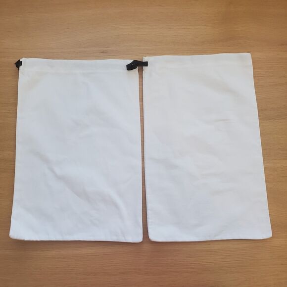 NEW Larroude Shoe Dust Bag Set - Picture 3 of 5